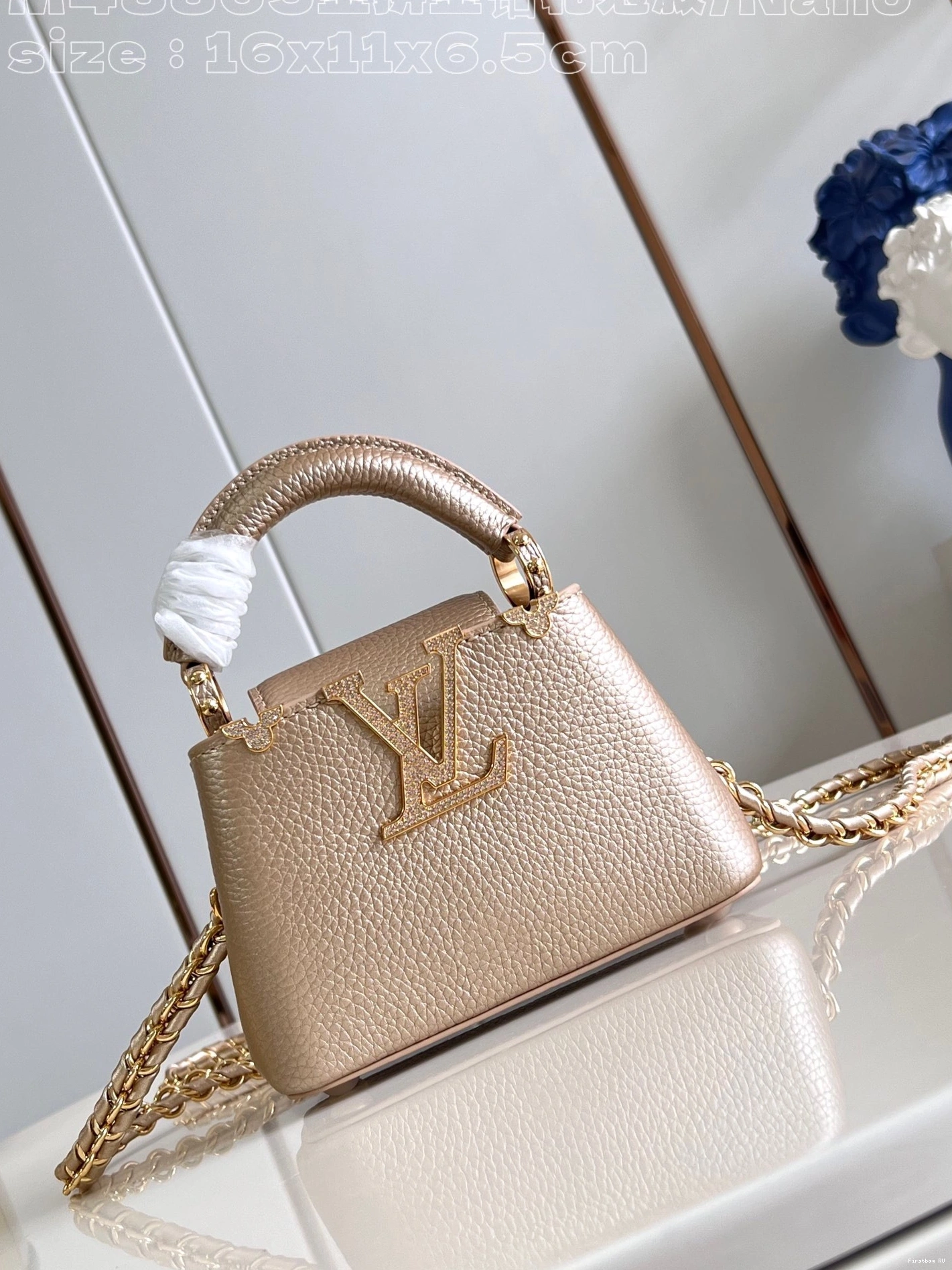 Firstbag nano-16*11*6.5CM VUITTON CAPUCINES LOUIS 0723